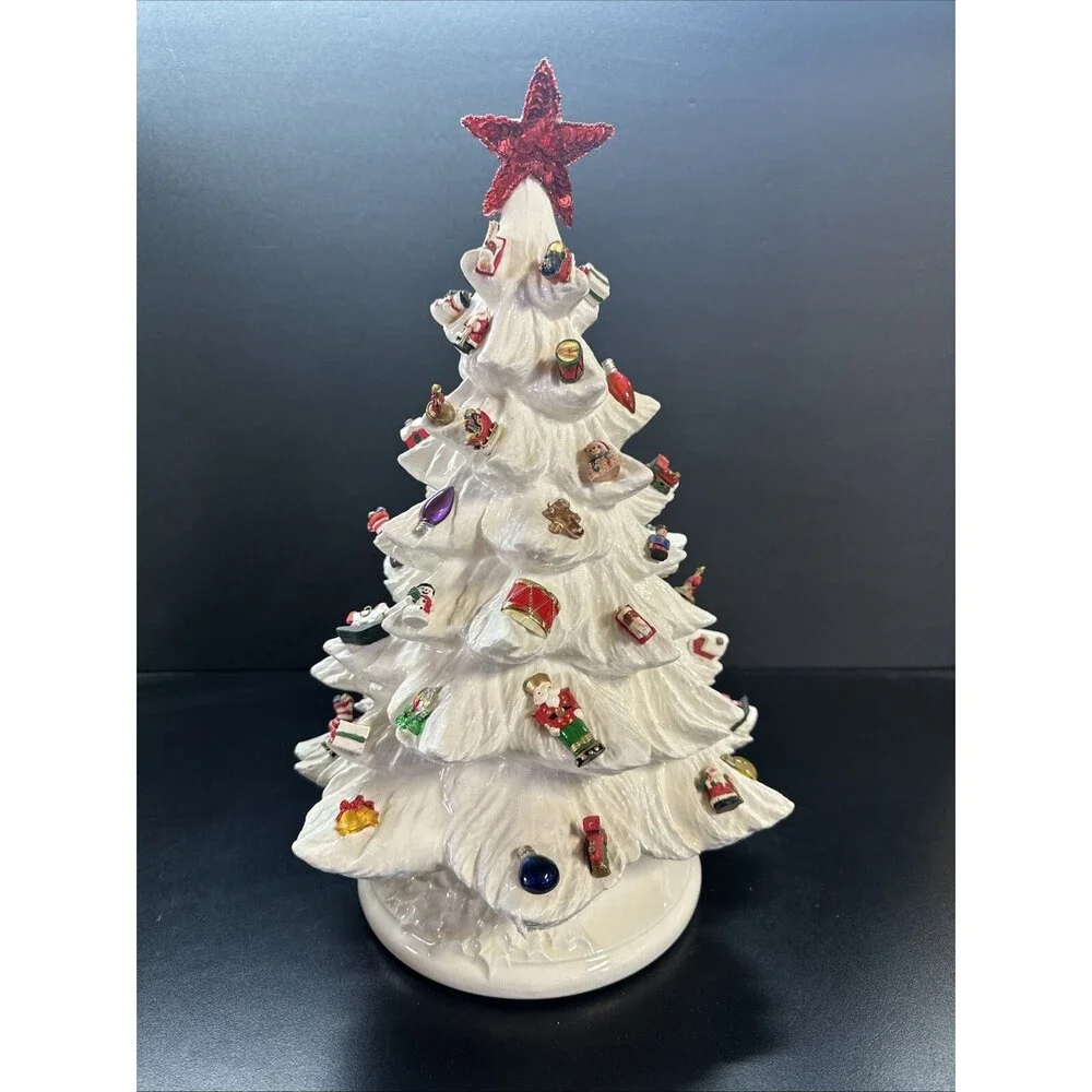 VTG White Mold Ceramic Christmas Tree w Trinkets /Base 17